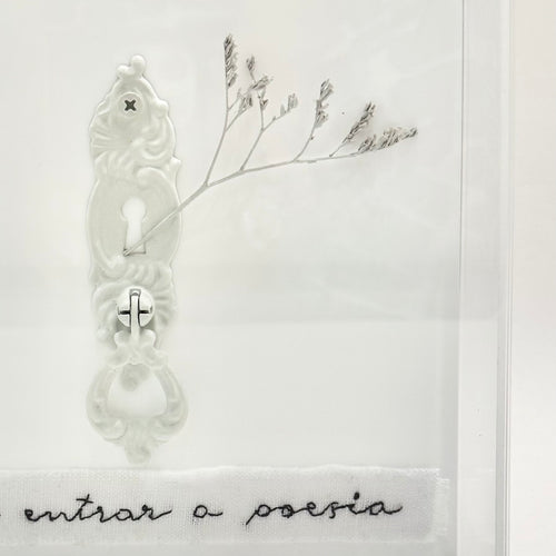 Quadro deixa entrar a poesia